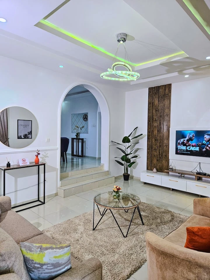 Apricot apartment in Wuse 2